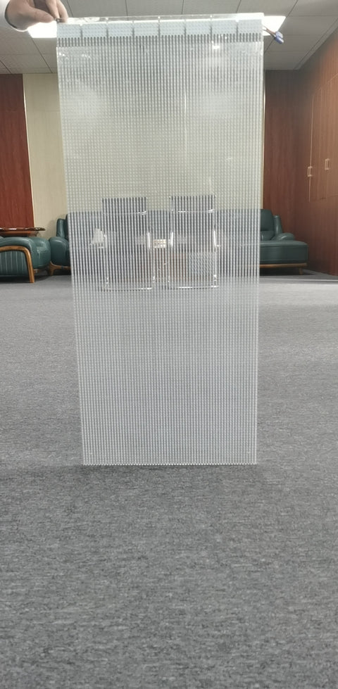 透過型　フィルム LEDビジョン